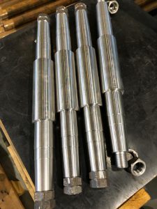 готові вали