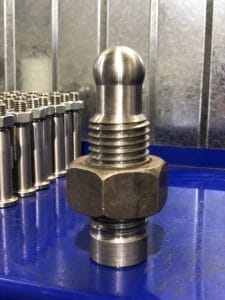 палець різьбовій зі сферичною головкою, з накрученою гайкою